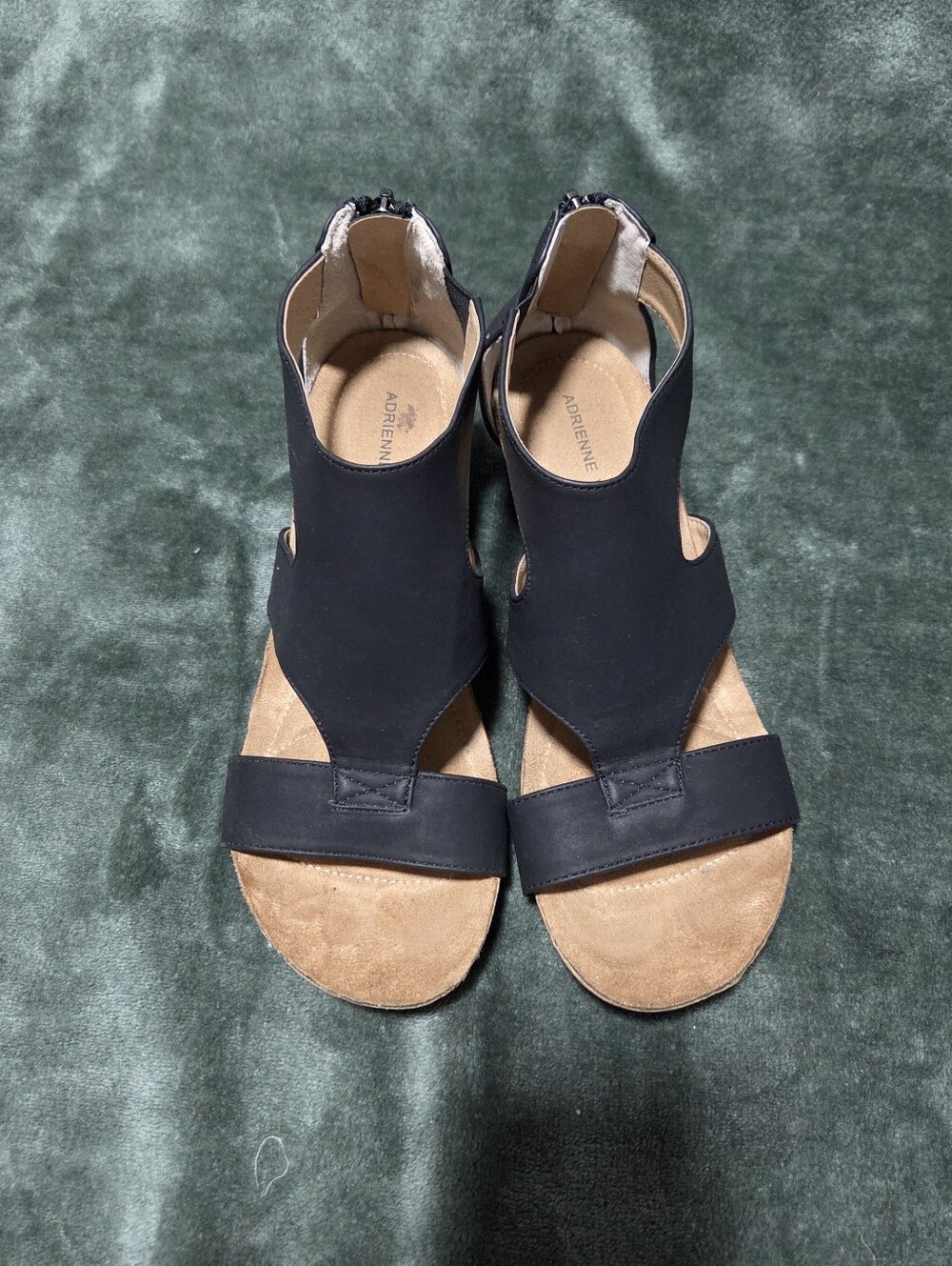 Adrienne Vittadini Black and Tan Open-Side Comfort Sandals